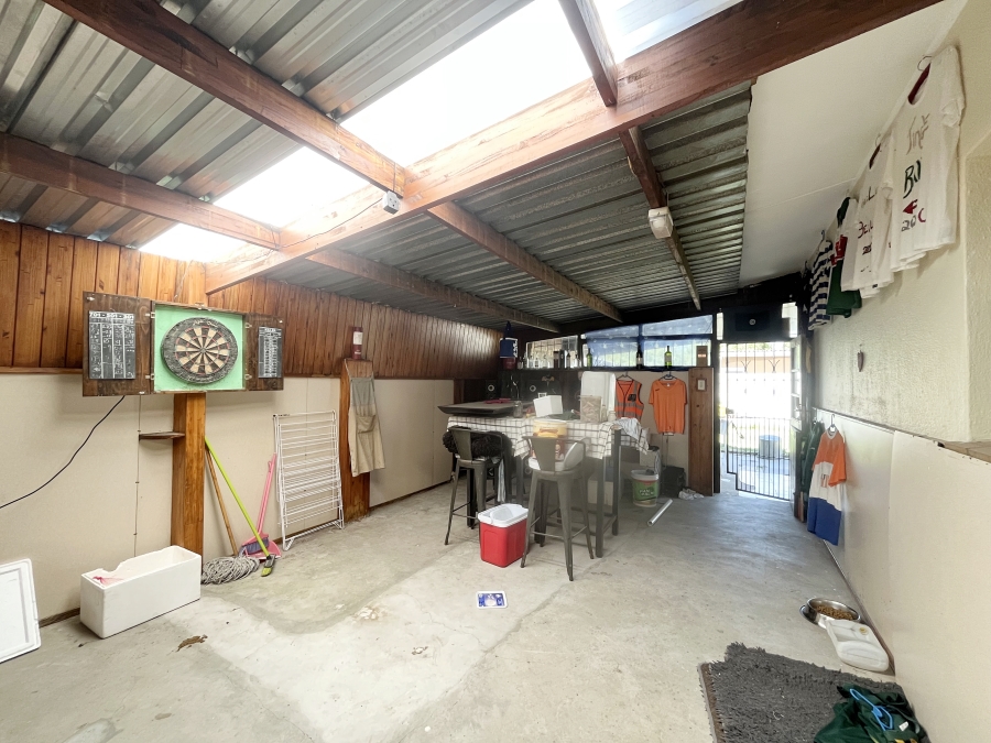 To Let 3 Bedroom Property for Rent in Windsor Park Estate Western Cape